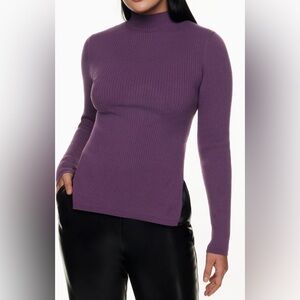 Aritzia Babaton Sculpt Knit Tie Back  Sweater in Dewberry Purple Size Small